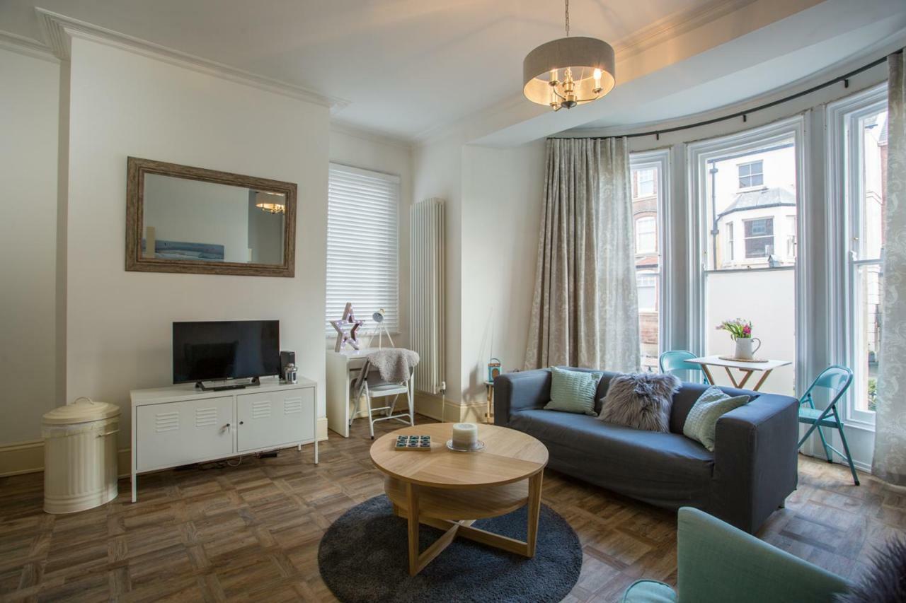 Stylish Apartment Close To Gloucester Quays & Docks Eksteriør billede
