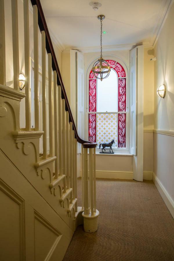 Stylish Apartment Close To Gloucester Quays & Docks Eksteriør billede