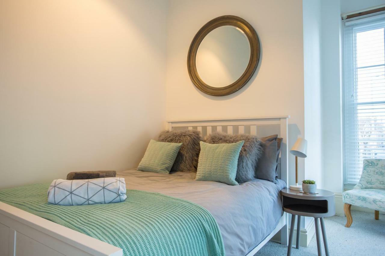 Stylish Apartment Close To Gloucester Quays & Docks Eksteriør billede