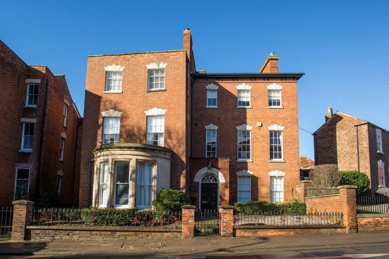 Stylish Apartment Close To Gloucester Quays & Docks Eksteriør billede