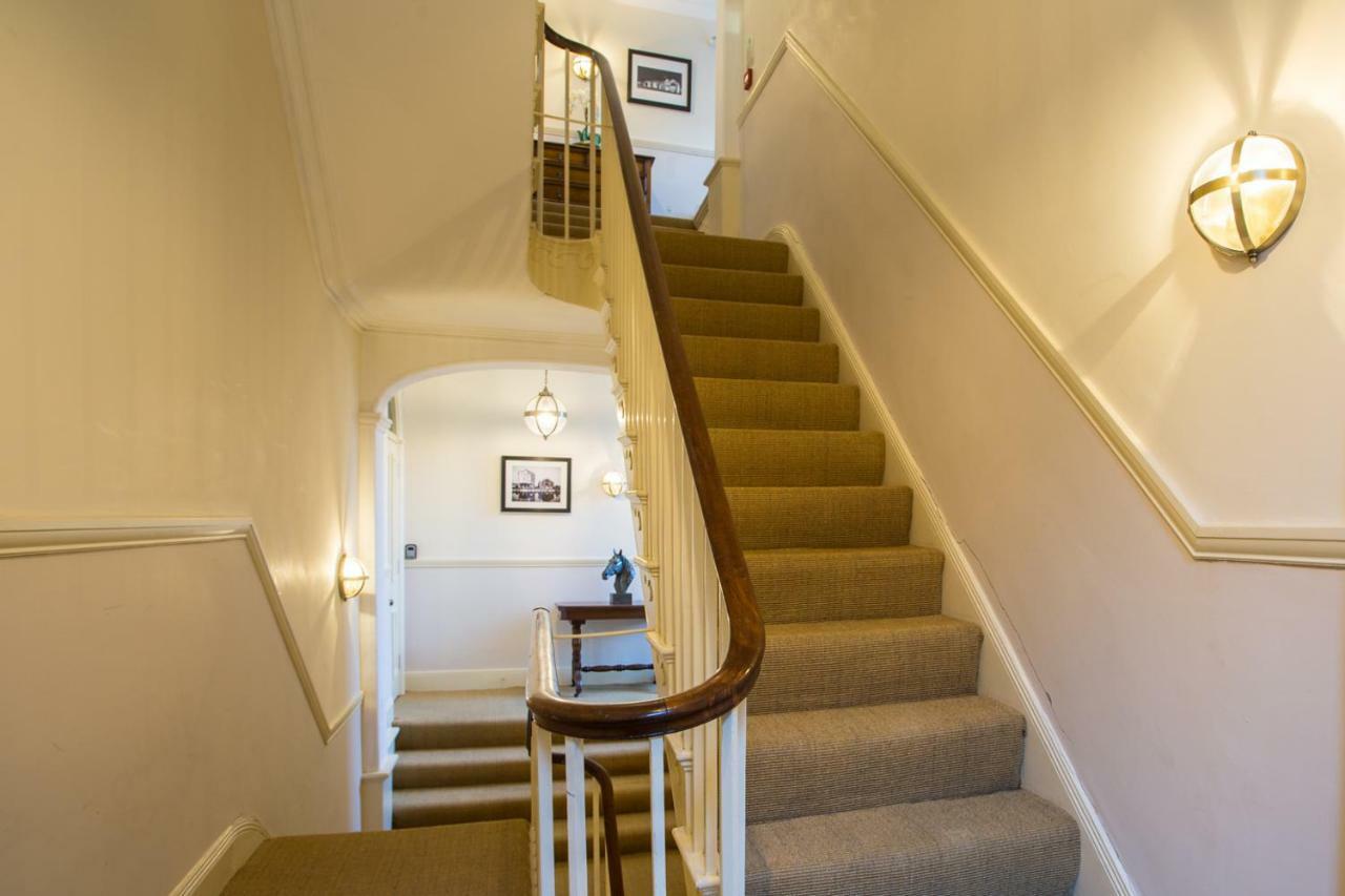 Stylish Apartment Close To Gloucester Quays & Docks Eksteriør billede